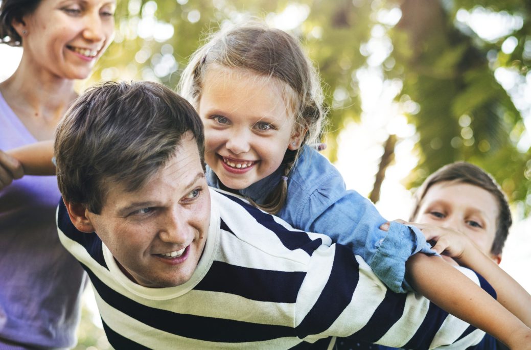 Cinco consejos para criar niños felices y exitosos